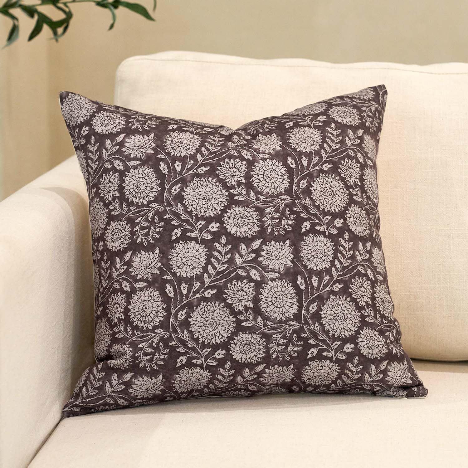 Amor Virisso Floral Pillow Covers 18x18 Throw Pillow Covers Vintage Block Print Pillow Cover Neutral Couch Pillows for Living Room Farmhouse Deco